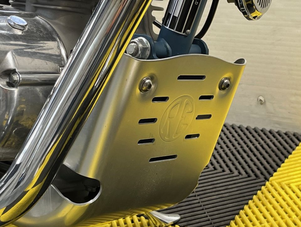 ROYAL ENFIELD CLASSIC MILITAR 4