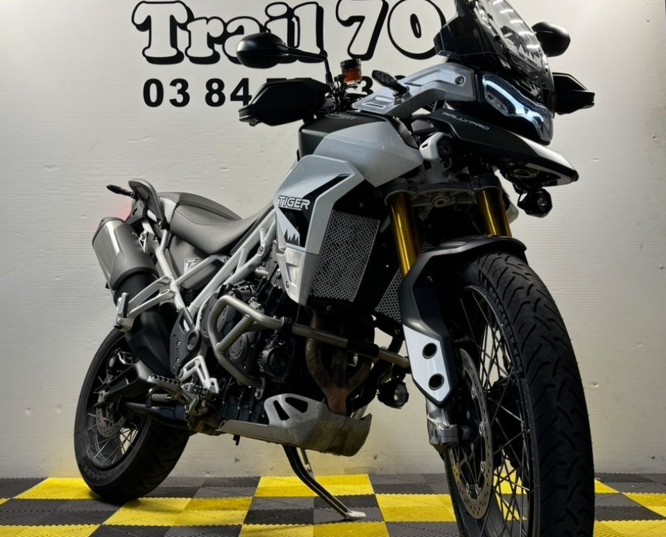 TRIUMPH TIGER 900 RALLY PRO 4
