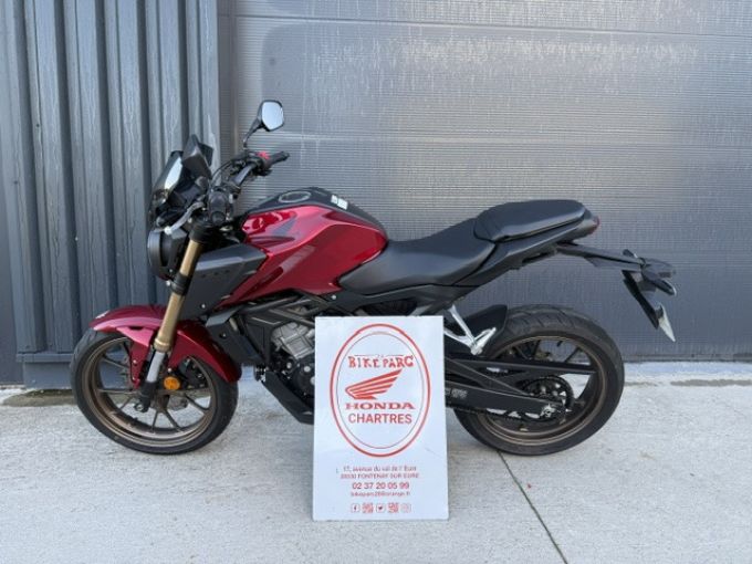 HONDA CB 125 R 4