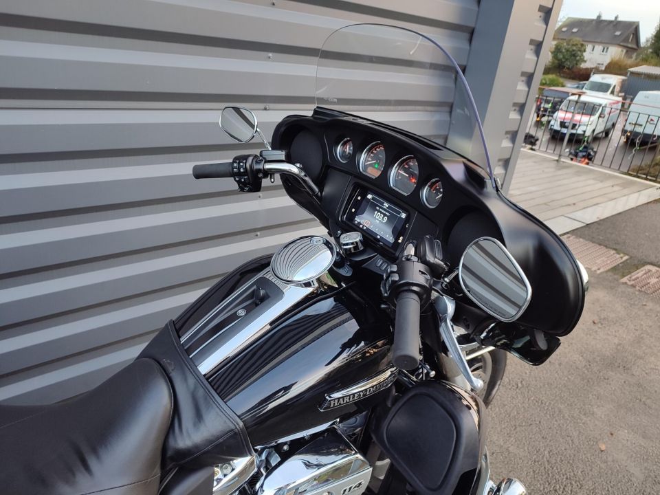 HARLEY-DAVIDSON TRIKE TRI GLIDE 1868 ULTRA 4