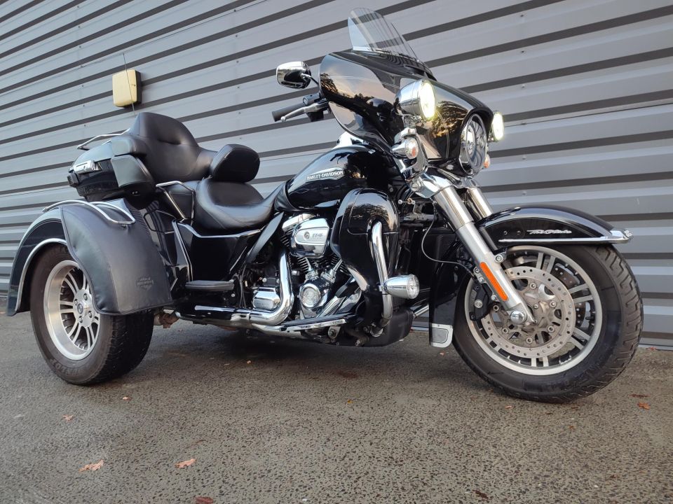 HARLEY-DAVIDSON TRIKE TRI GLIDE 1868 ULTRA 4