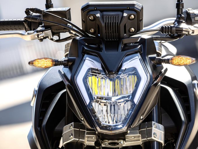 VOGE 625R 4