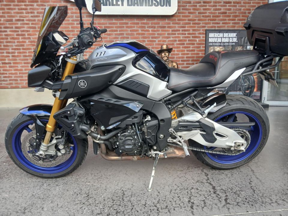 YAMAHA MT-10 SP 4