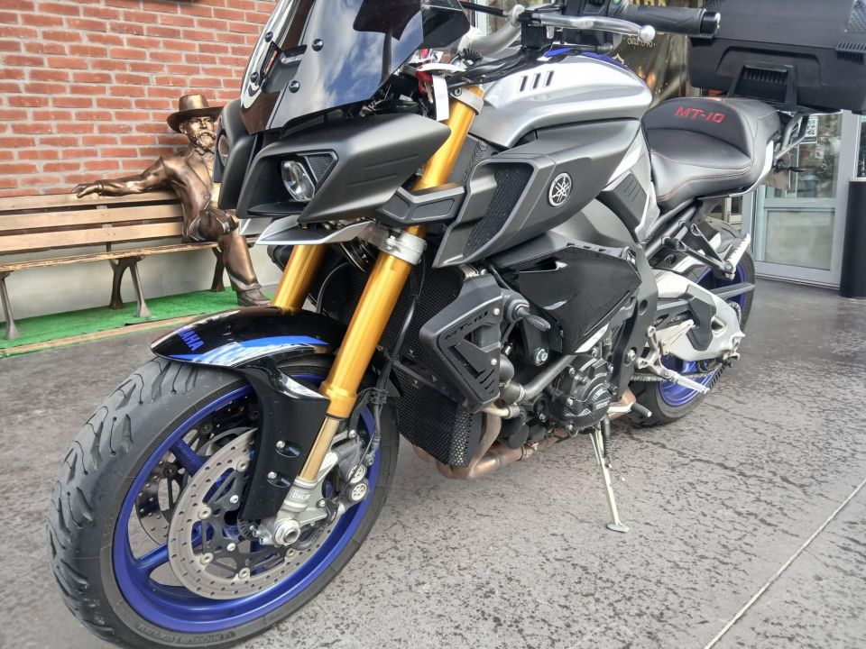 YAMAHA MT-10 SP 4