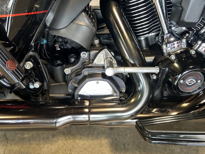 HARLEY-DAVIDSON TOURING ROAD GLIDE 1923 CVO 4