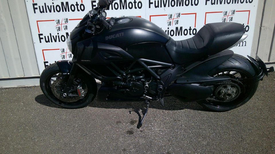 DUCATI DIAVEL 4
