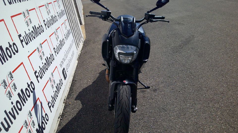 DUCATI DIAVEL 4