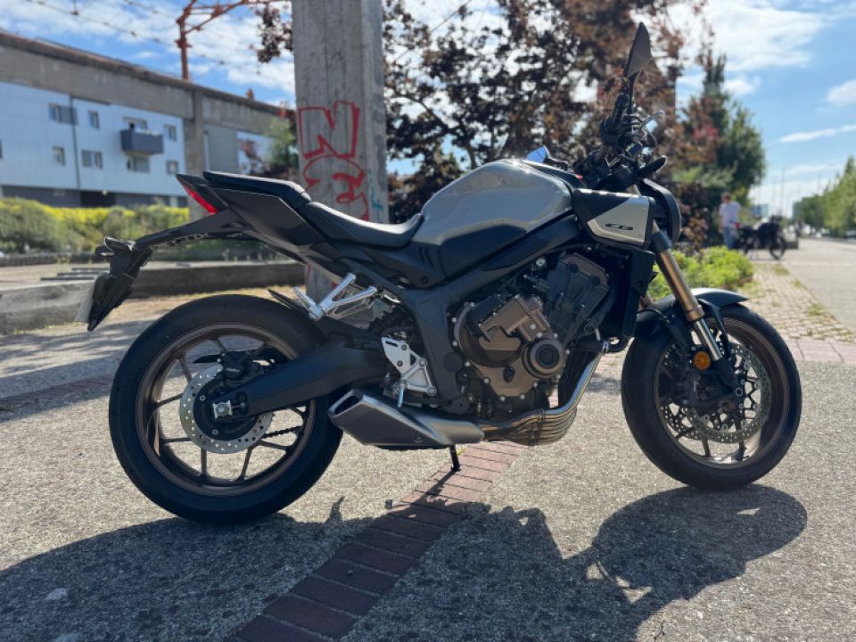 HONDA CB650R Neo Sports Café 4