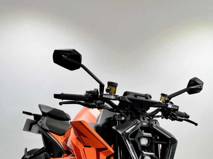 KTM 1390 SUPER DUKE R EVO 4
