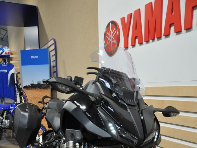 YAMAHA Niken GT 890 4
