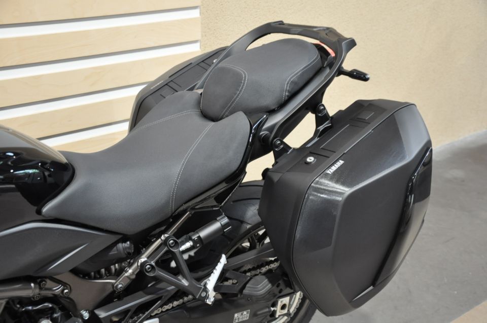 YAMAHA Niken GT 890 4