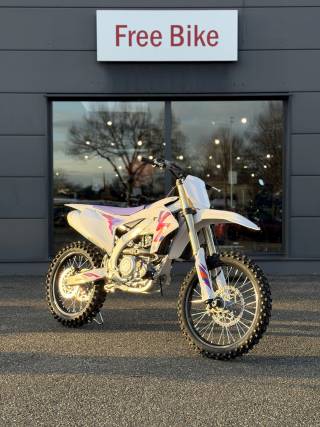 YAMAHA YZ450F - 2024