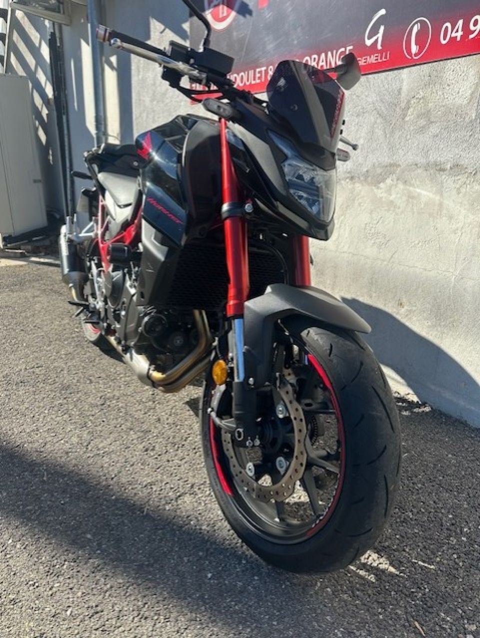 HONDA CB 750 HORNET 4