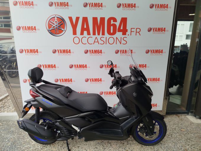 YAMAHA X-MAX 125 4