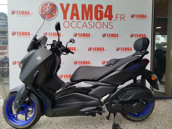 YAMAHA X-MAX 125 4