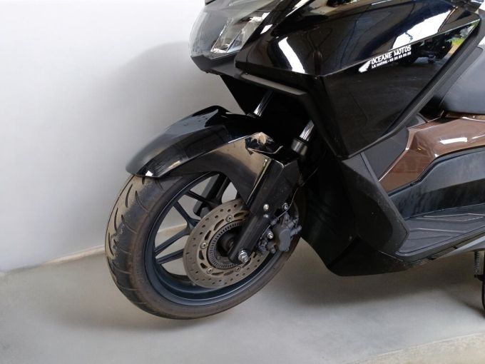 HONDA NSS FORZA 125 4