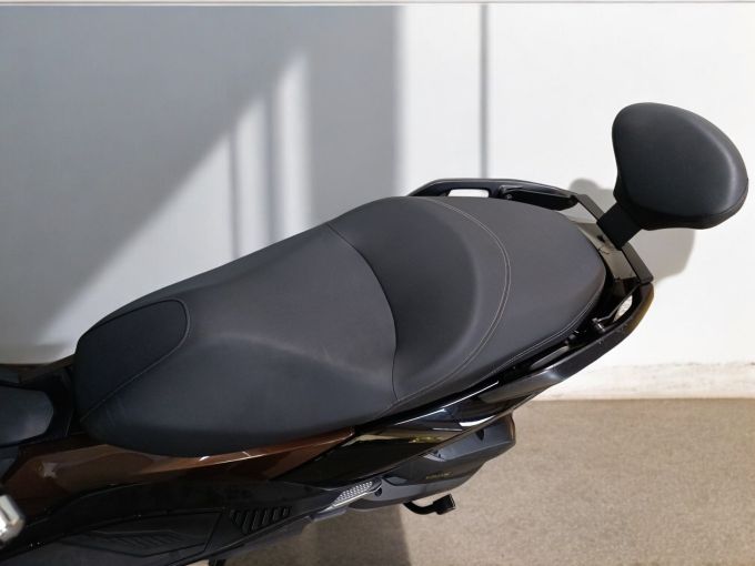 HONDA NSS FORZA 125 4