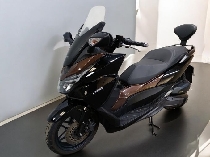 HONDA NSS FORZA 125 4