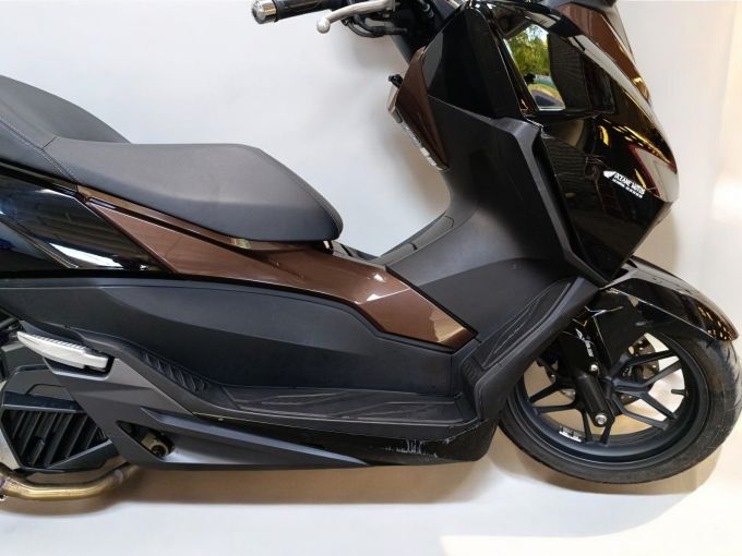 HONDA NSS FORZA 125 4