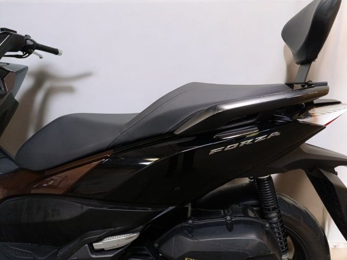 HONDA NSS FORZA 125 4