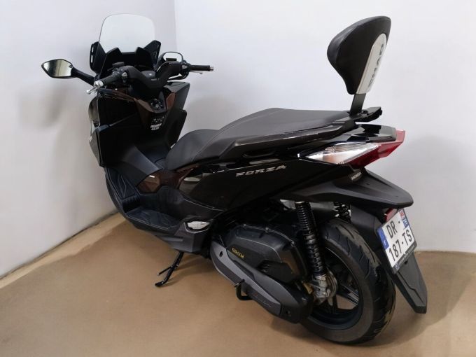 HONDA NSS FORZA 125 4