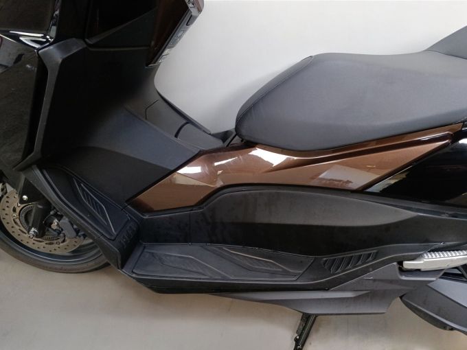 HONDA NSS FORZA 125 4