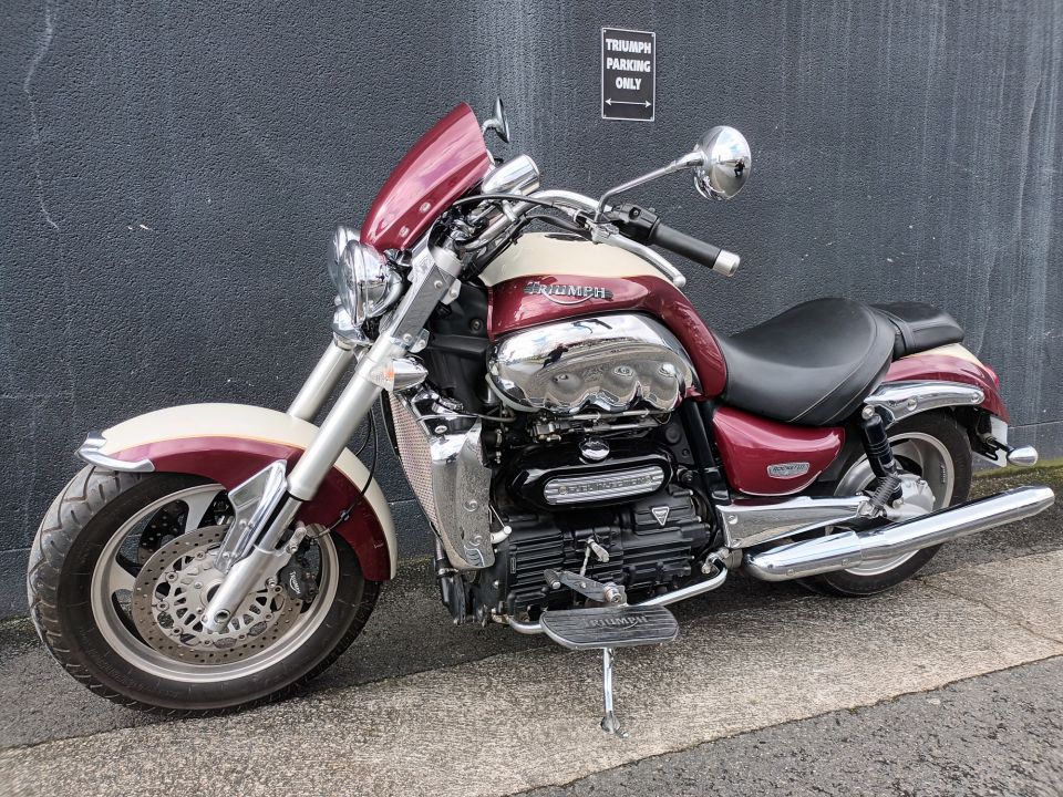 TRIUMPH Rocket III 4