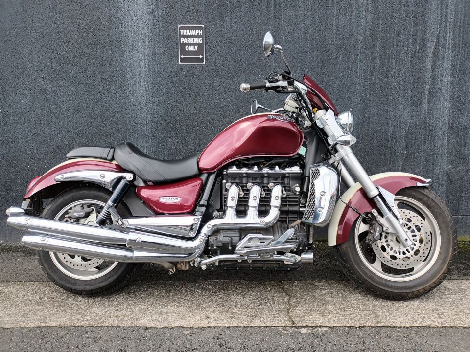 TRIUMPH Rocket III 4