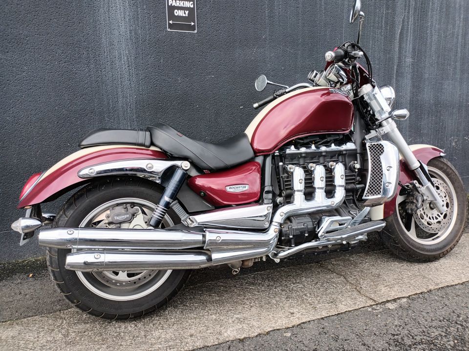 TRIUMPH Rocket III 4
