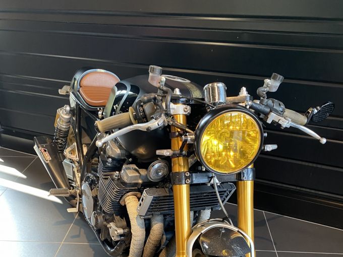 YAMAHA XJR 1200 4