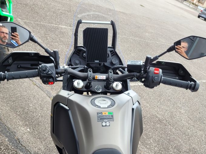 YAMAHA XTZ TENERE 700 4
