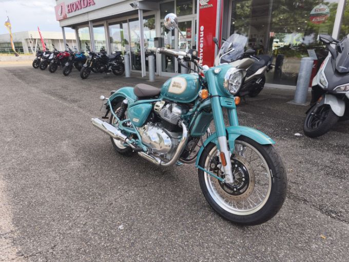 ROYAL ENFIELD Classic 650 4