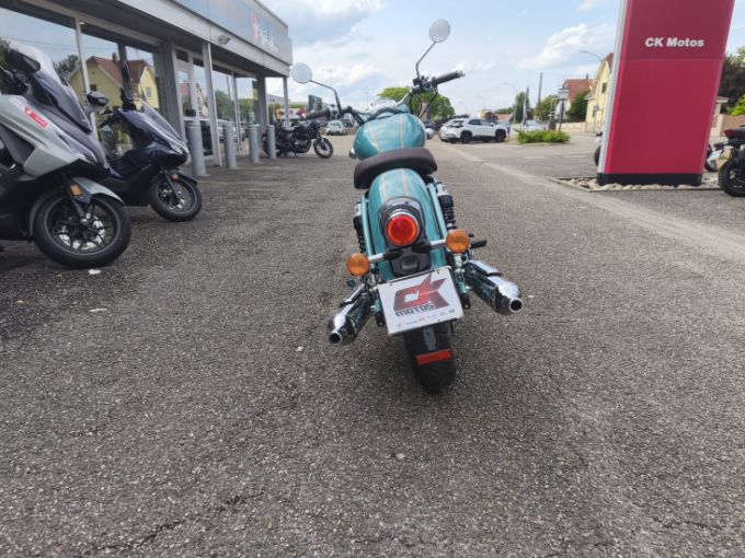 ROYAL ENFIELD Classic 650 4