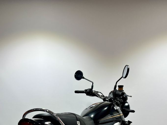 KAWASAKI Z900 RS 4