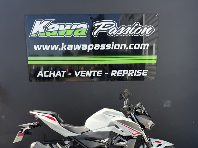 KAWASAKI Z400 4