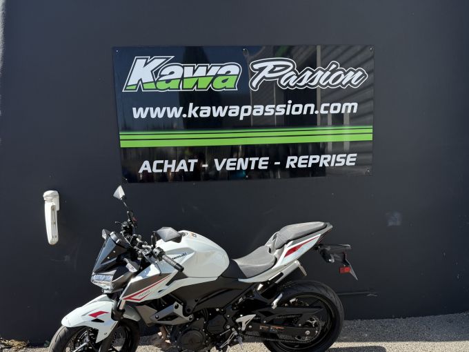 KAWASAKI Z400 4