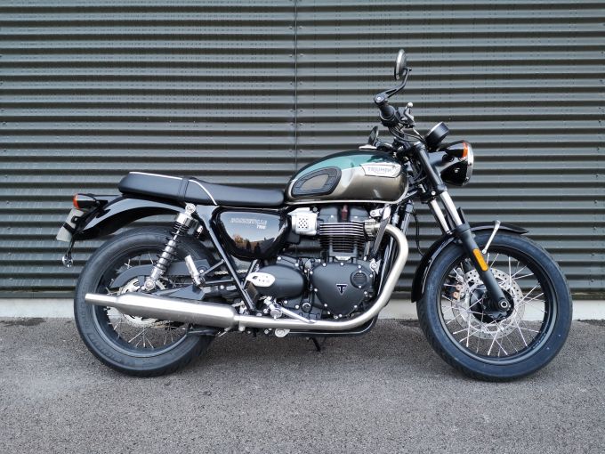 TRIUMPH Bonneville T100 4