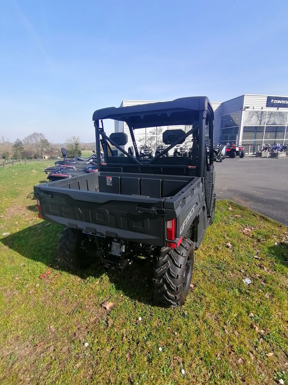 CF MOTO UFORCE 600 4