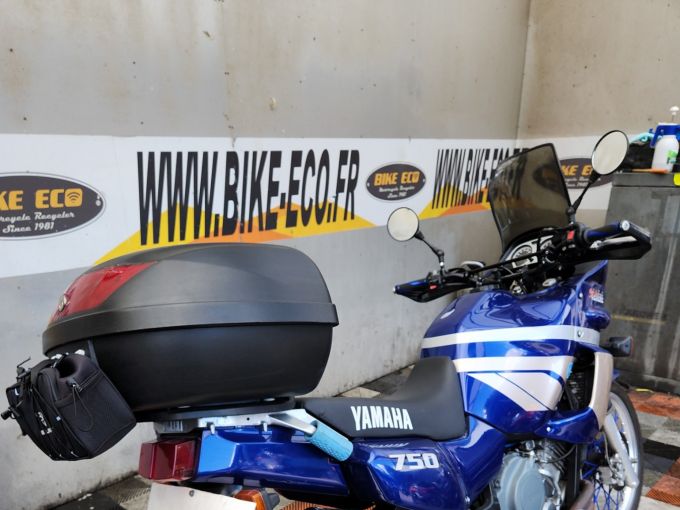 YAMAHA XTZ 750 SUPER TENERE 4