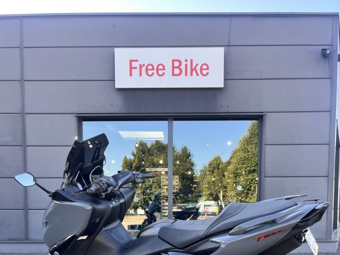 YAMAHA XP T-MAX 560 TECH MAX 4