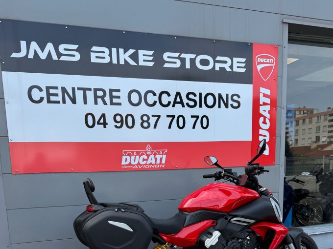 DUCATI DIAVEL V4 4