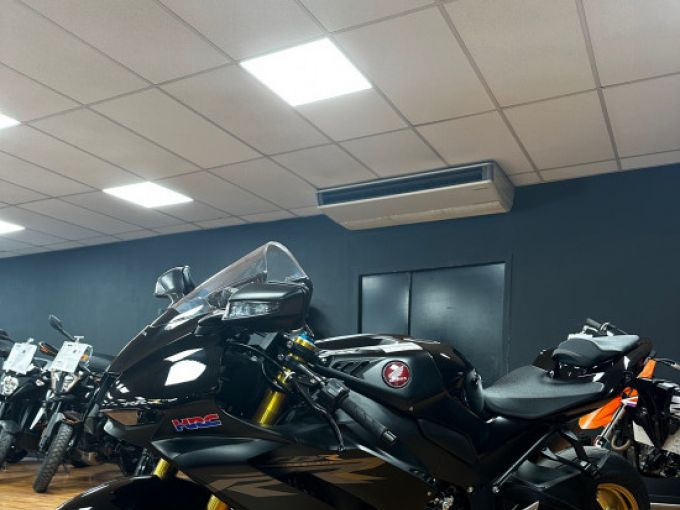 HONDA CBR1000RR SP 4