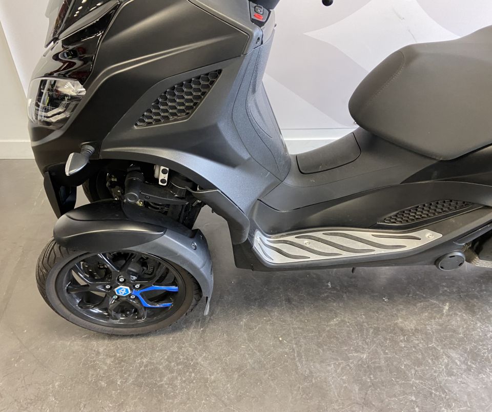 PIAGGIO MP3 310 HPE SPORT 4