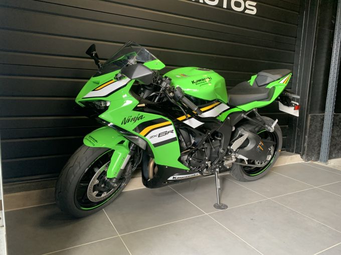 KAWASAKI ZX-6R 636 4