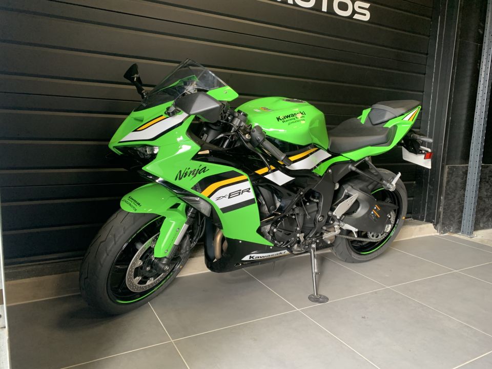 KAWASAKI ZX-6R 636 4