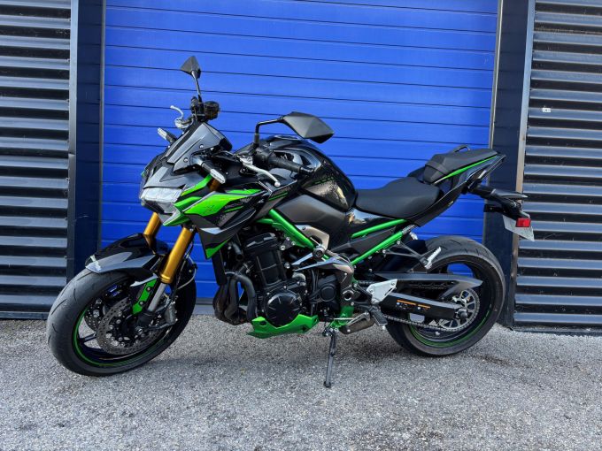 KAWASAKI Z900 SE 4