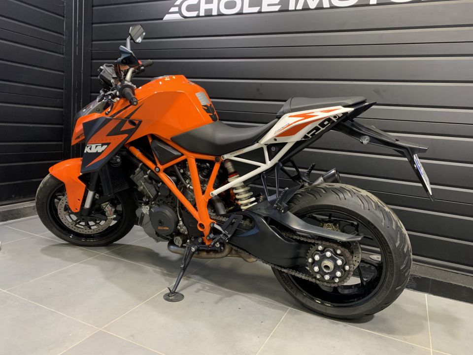 KTM 1290 SUPER DUKE R 4