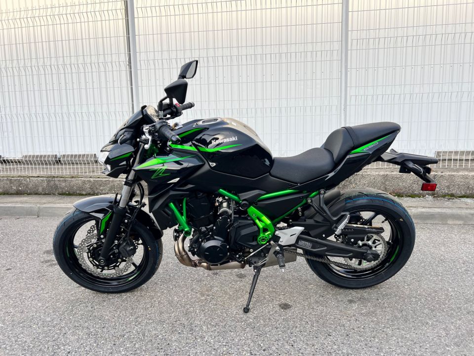 KAWASAKI Z650 4