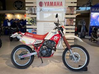 YAMAHA TT 250R - MUSEE - 1990
