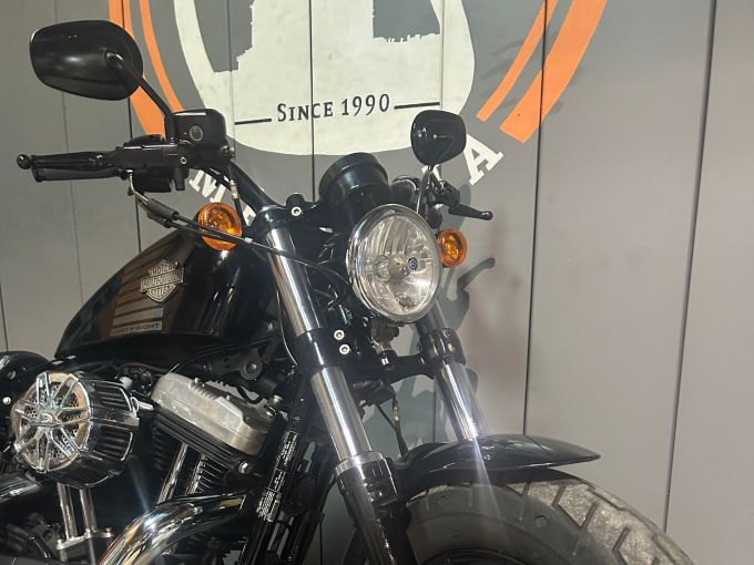 HARLEY-DAVIDSON SPORTSTER FORTY-EIGHT 1200 4